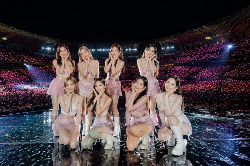 트와이스 대만 첫 단독 콘서트 성료, 쯔위 고향 무대에 총통도 환영 메시지