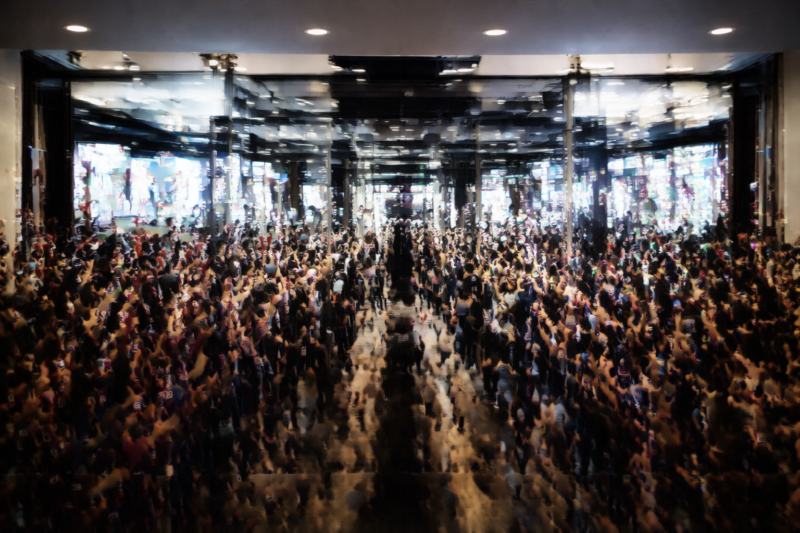 야구 중계부터 아이돌 공연까지…영화관 ‘컬처 플렉스’ 전략이 한국 연예 시장에 던진 변화