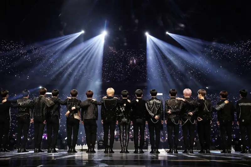 세븐틴 13명 전원 재재계약, K팝 장수 그룹 운영의 새 기준 되나