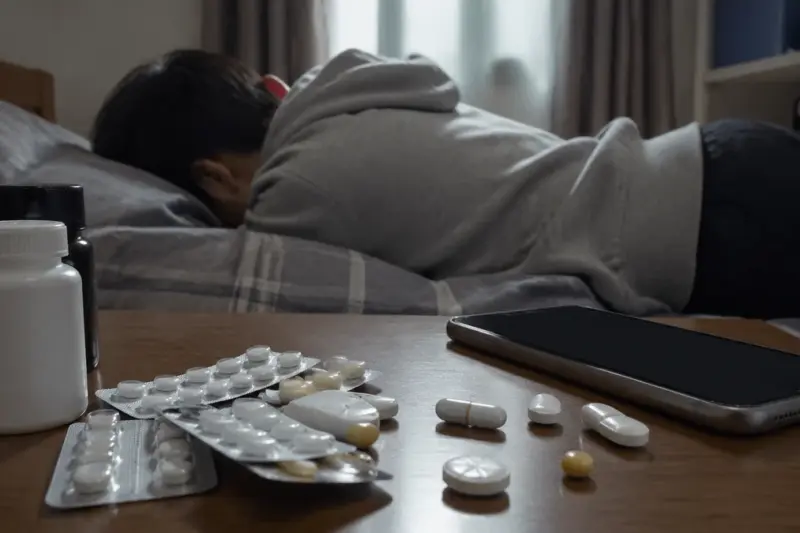 SNS 번진 청소년 ‘OD 파티’…감기약·수면유도제 과다복용 경고