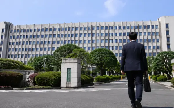 경남교육청, 악성 민원에 본청 중심 강경 대응 전환