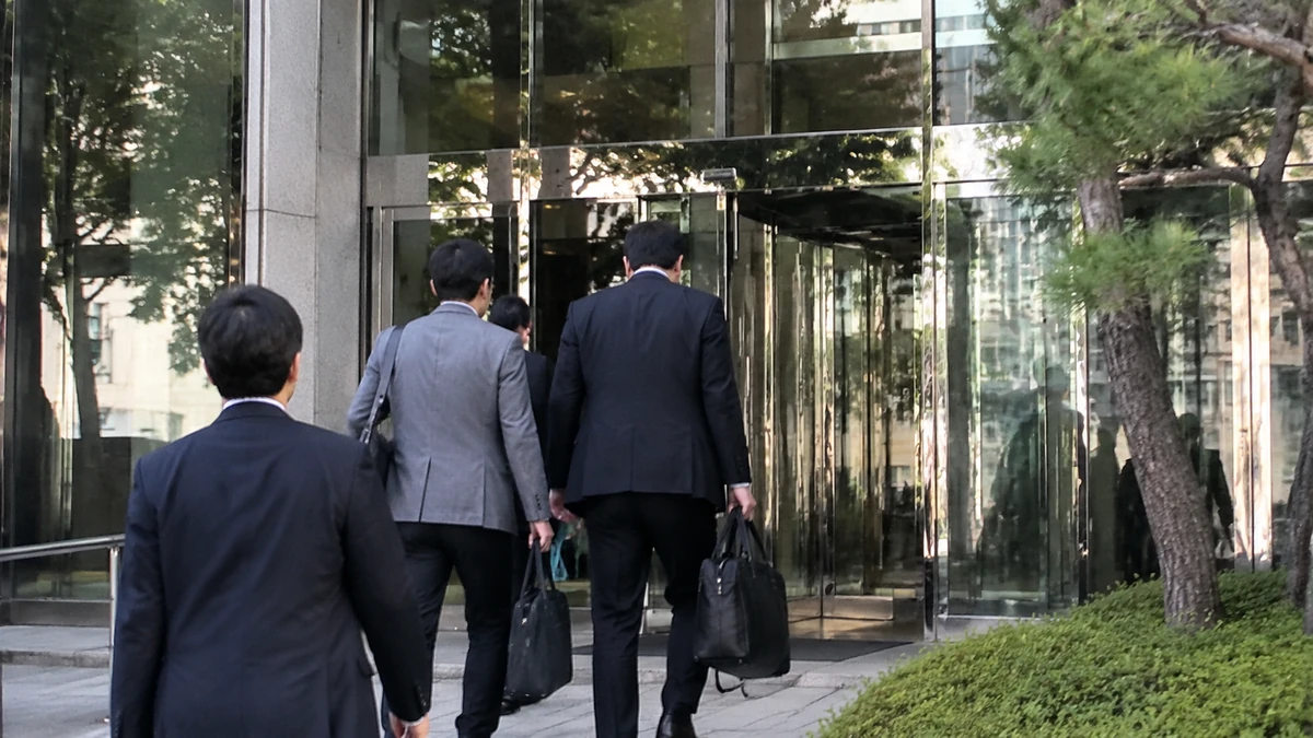 농협중앙회 공금 변호사비 의혹, 경찰 압수수색 본격 수사