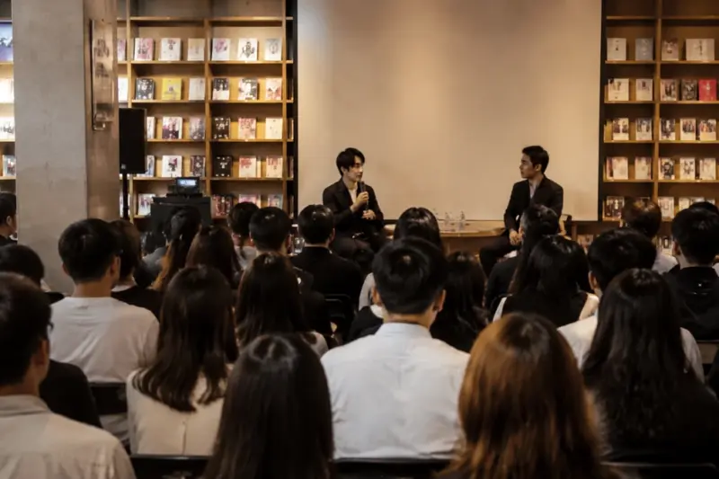 아이돌 출신 이상현, 에세이 ‘망돌의 이력서’로 무대 뒤 삶을 말하다