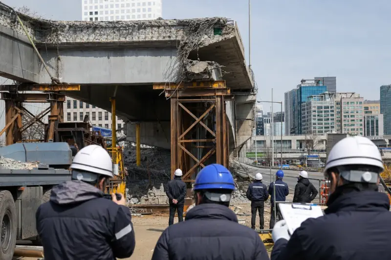 경찰, 서소문 고가차도 붕괴 사고 시공사 참고인 조사…수사 본격화