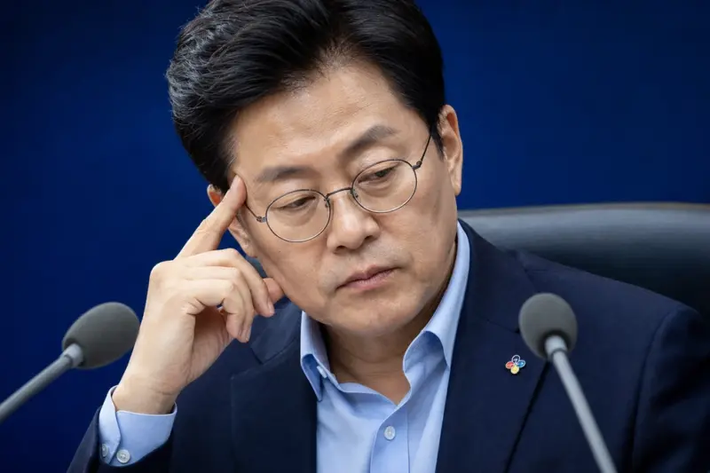 김민석 총리, 다롄 하계 세계경제포럼에서 한국 인공지능 정책 목표 언급