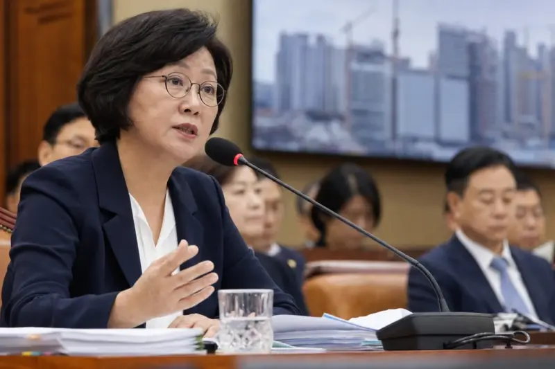 한성숙 총리 “재개발·재건축 청년주택, 부담스러운 가격대”