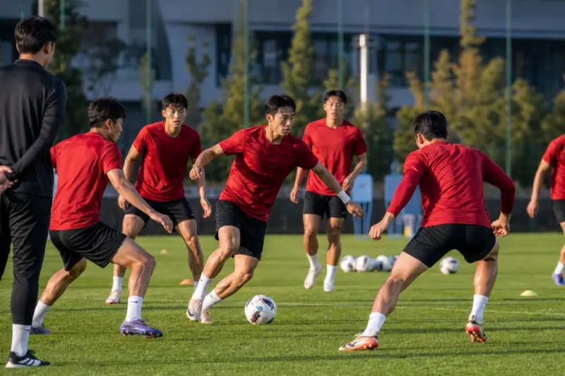 한국 U-23 축구대표팀, 아시안게임 4연패 향한 첫 훈련