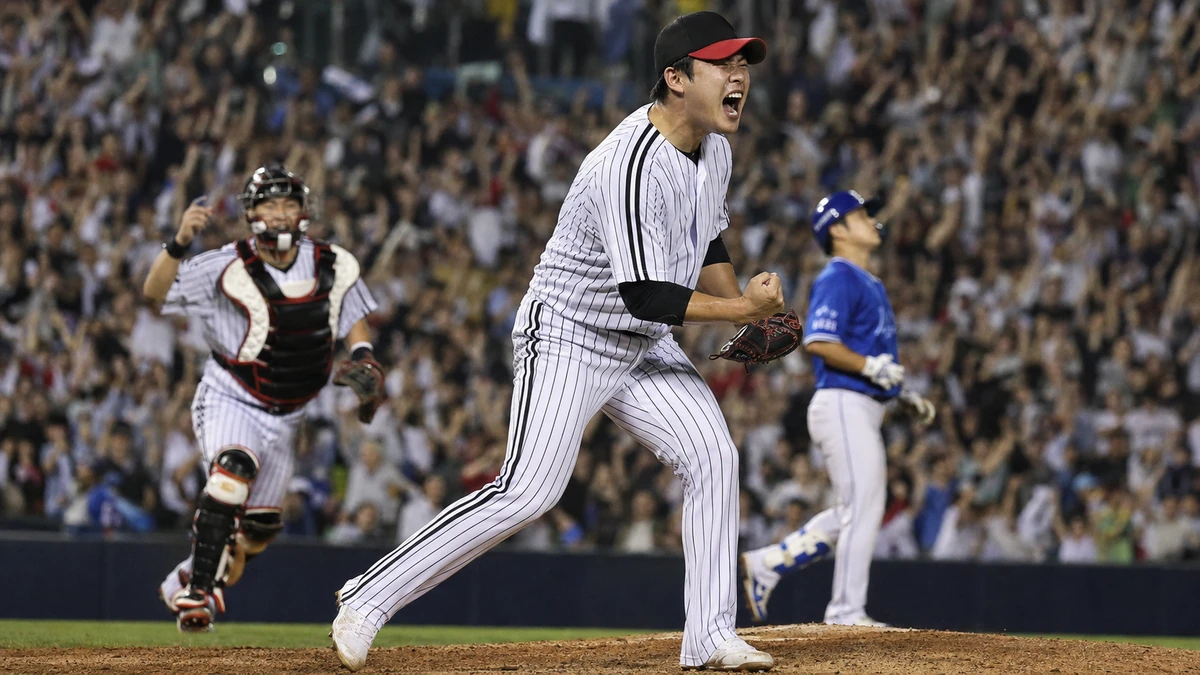 LG, 삼성에 4-3 역전승…고우석 1천81일 만에 KBO 세이브