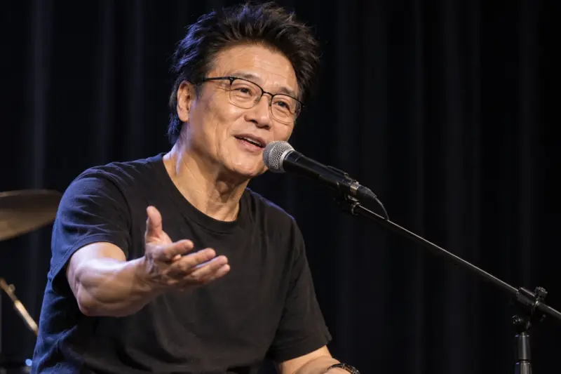안치환, 정규 15집 ‘시즈 더 데이’ 쇼케이스서 신곡 소개
