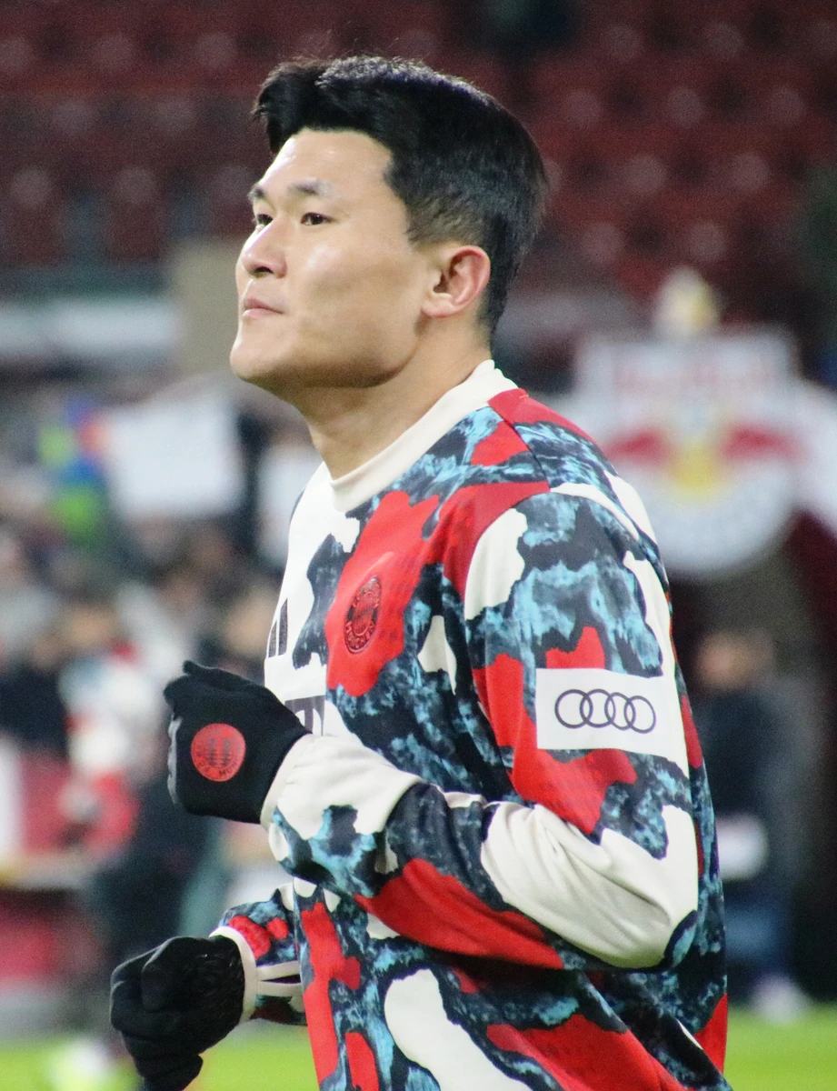 축구 선수 김민재