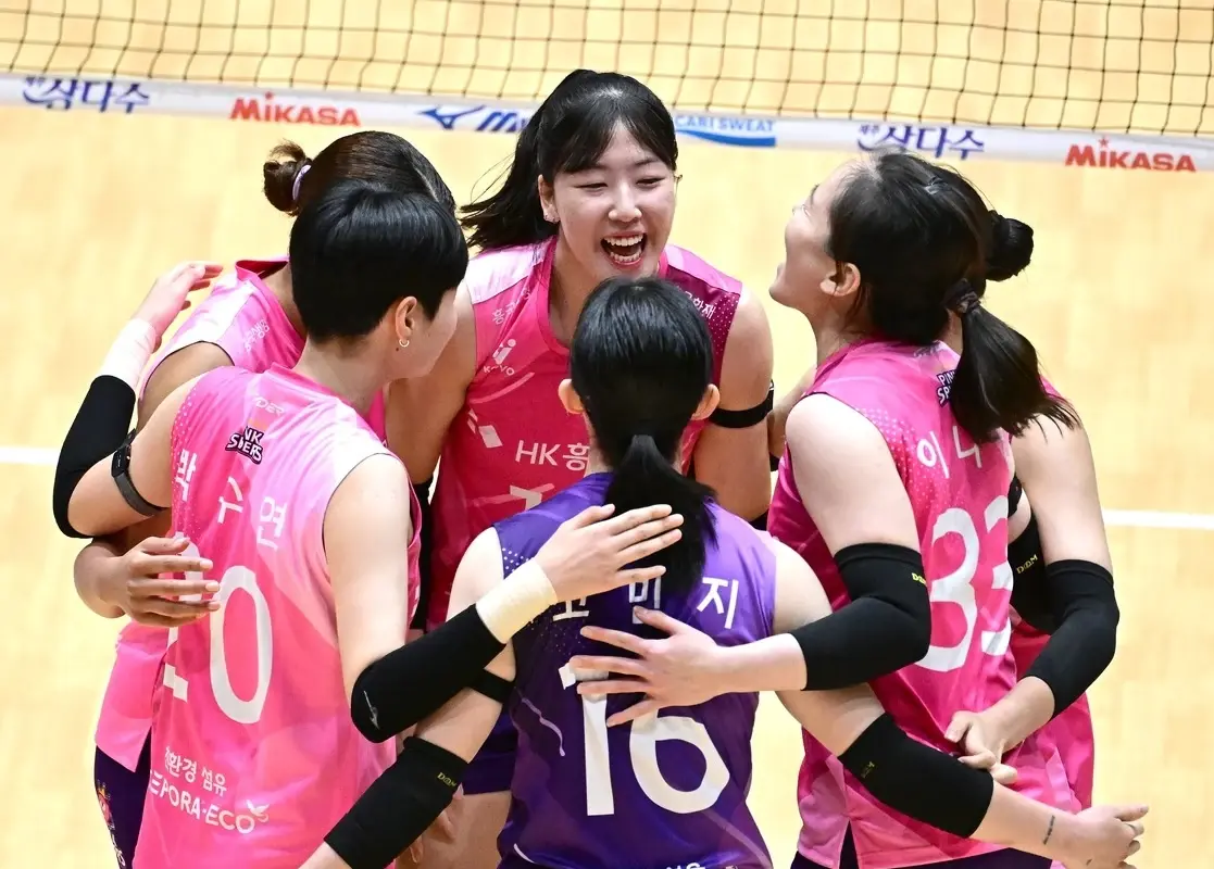 흥국생명, IBK기업은행에 3-2 신승…NH농협컵 여자부 준결승 진출